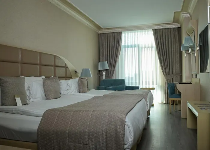 Eser Premium & 5* Buyukcekmece