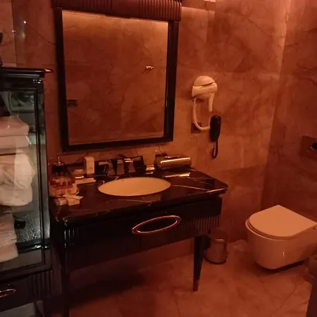 وسبا ايسر بريميوم فندق